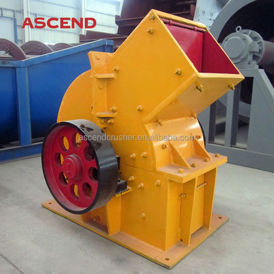 Mobile PC 400x300 Model Hammer Mill Crusher For Steel Scrap Glass Bottle Crushing Machine